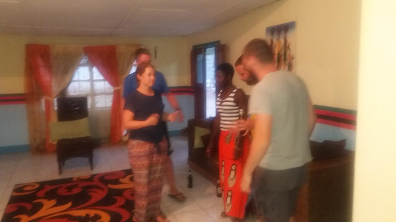 Kumunzi Backpackers Vandrarhem Lusaka Exteriör bild