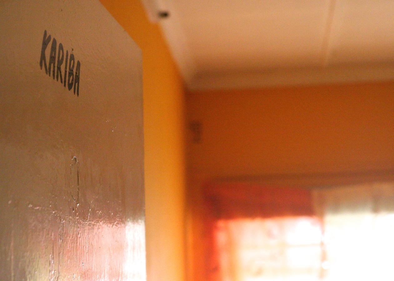 Kumunzi Backpackers Vandrarhem Lusaka Exteriör bild
